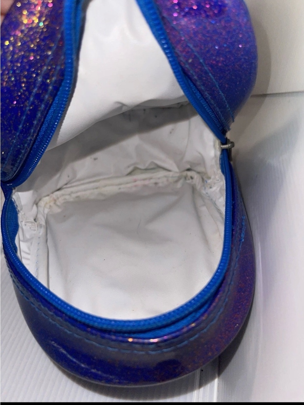 Vintage Y2K Lisa Frank Glittery Blue Mini Backpack - Groovy Skater Girl - RARE - Picture 6 of 7
